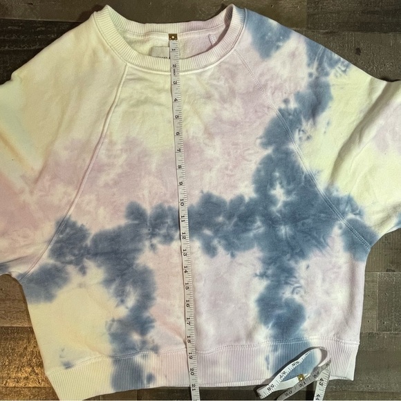 American Eagle Tie Dye Pullover Sweatshirt size Medium - Picture 5 of 9